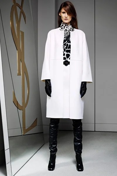 Look 11
